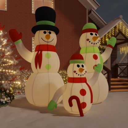Image de Famille de bonhommes de neige gonflable avec LED 500 cm